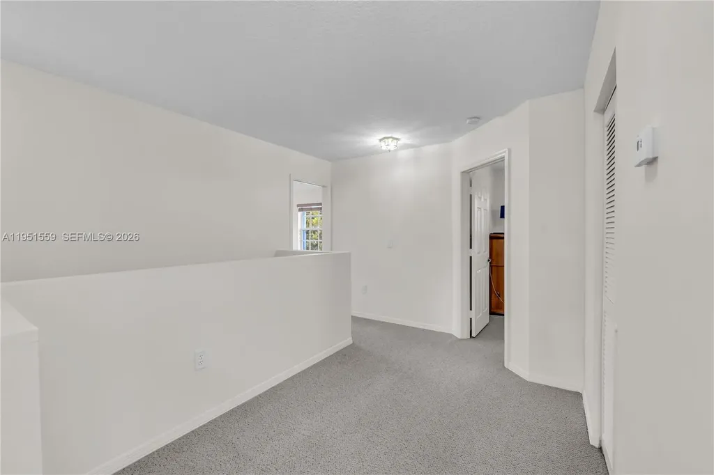 5323 NW 125th Avenue Coral Springs FL 33076