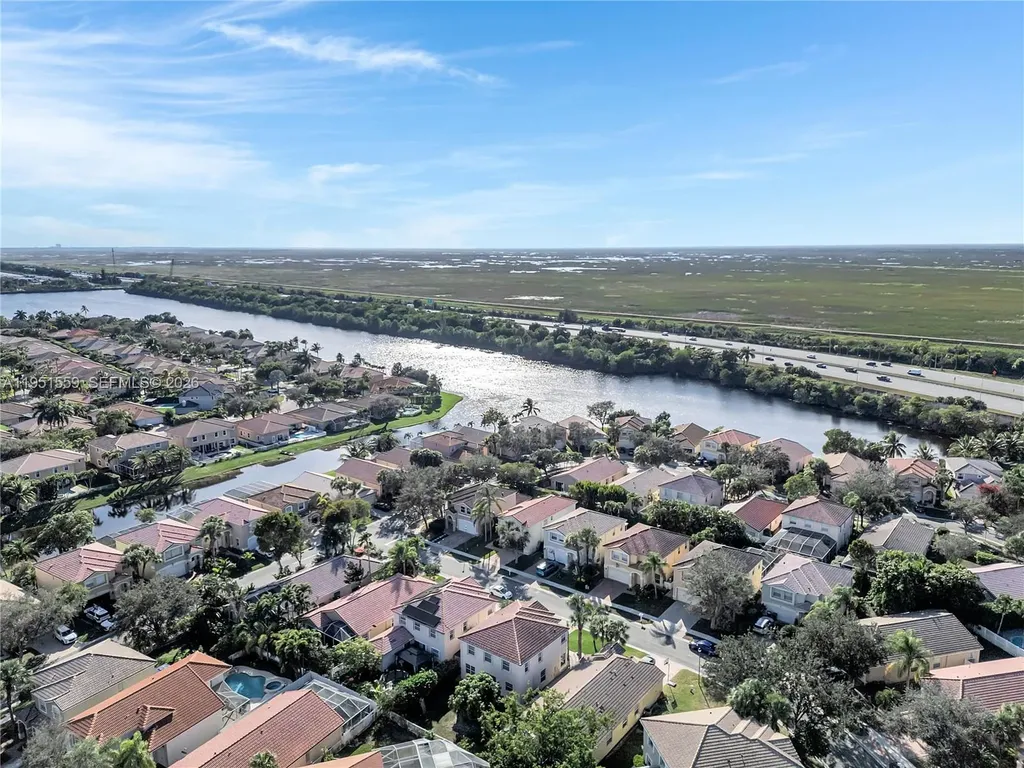 5323 NW 125th Avenue Coral Springs FL 33076