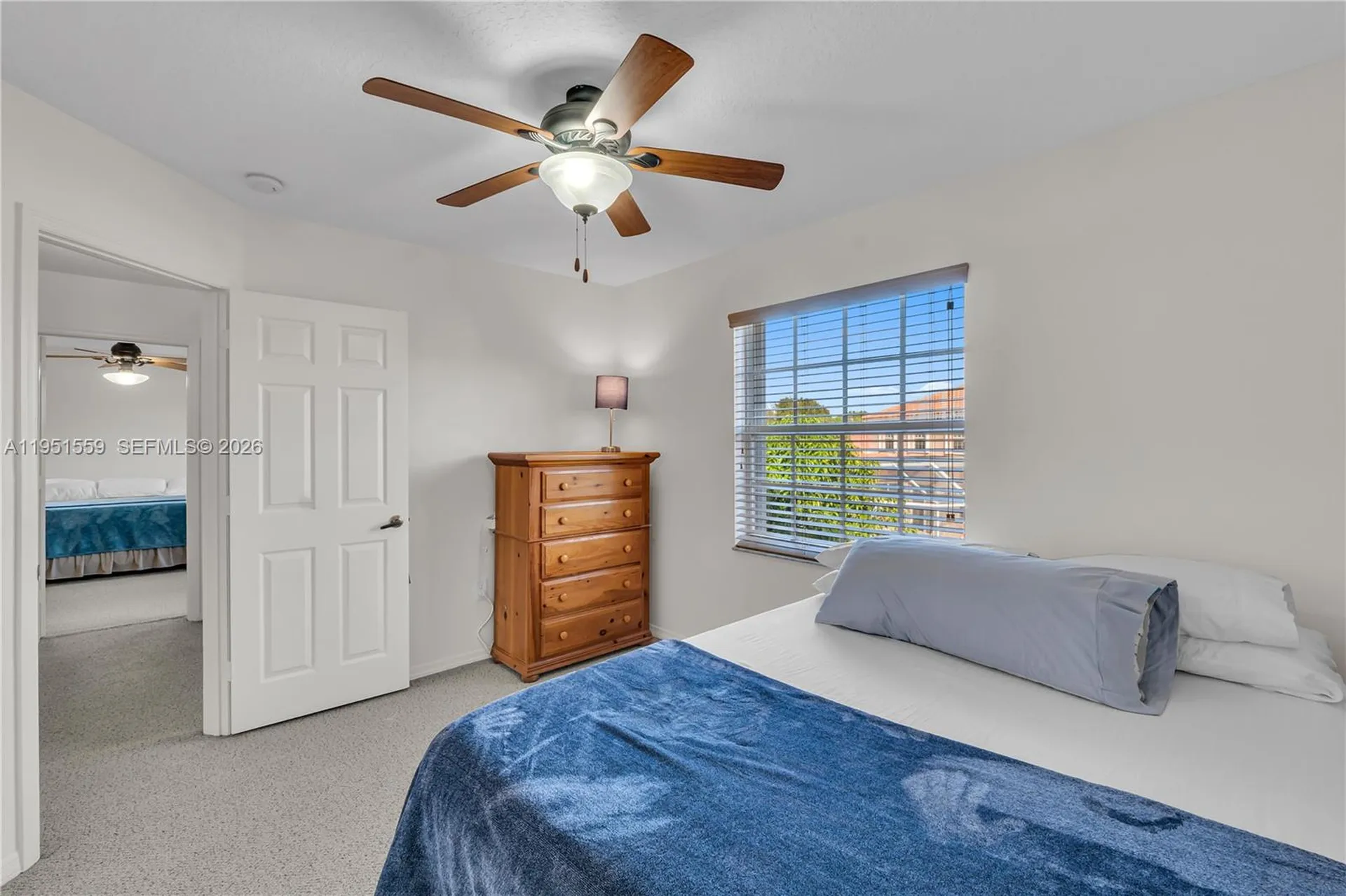 5323 NW 125th Avenue Coral Springs FL 33076