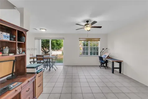 5323 NW 125th Avenue Coral Springs FL 33076