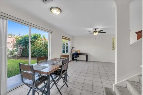 5323 NW 125th Avenue Coral Springs FL 33076