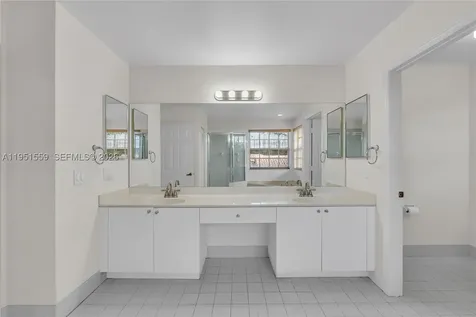 5323 NW 125th Avenue Coral Springs FL 33076
