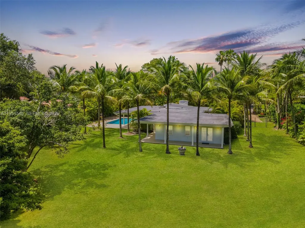 8030 SW 120th Street Pinecrest FL 33156