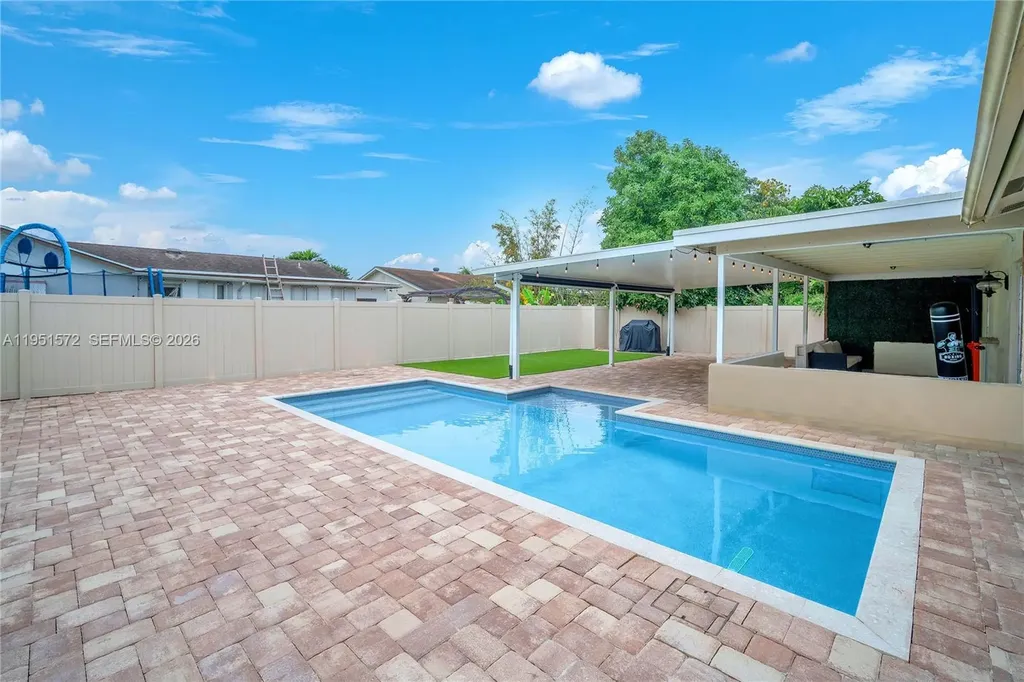 22599 SW 65th Avenue Boca Raton FL 33428