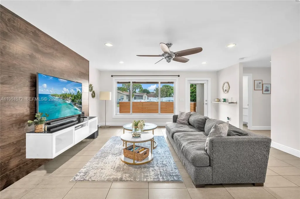 22599 SW 65th Avenue Boca Raton FL 33428