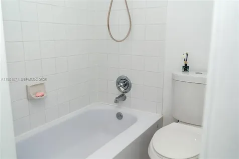 854 NW 87th Avenue Miami FL 33172