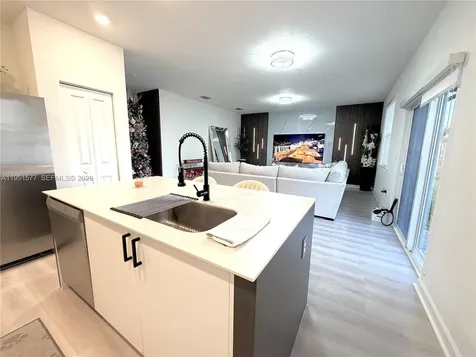 2661 SE 24th Court Homestead FL 33035