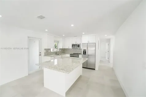 857 W 34th Street Hialeah FL 33012