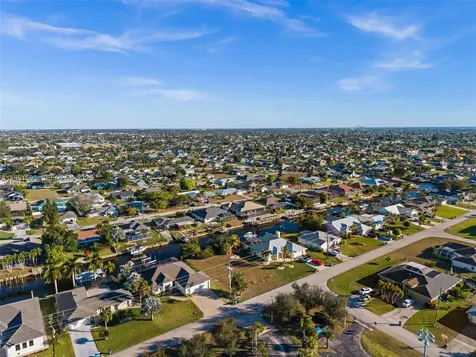 241 SW 40th Street Cape Coral FL 33914