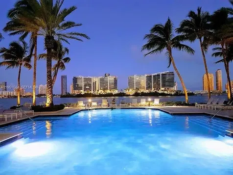 3245 NE 184th Street Aventura FL 33160
