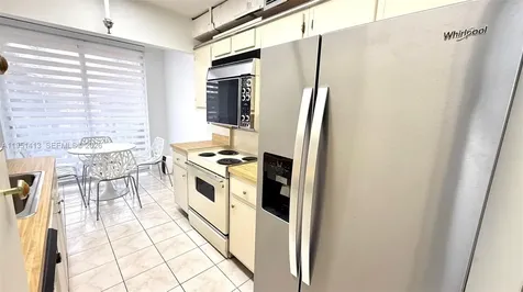 290 174th Street Sunny Isles Beach FL 33160