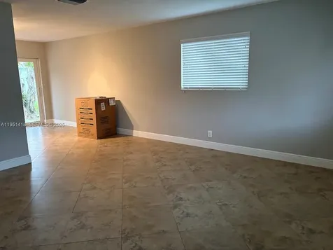 7305 NW 57th Court Tamarac FL 33321