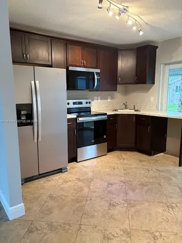 7305 NW 57th Court Tamarac FL 33321
