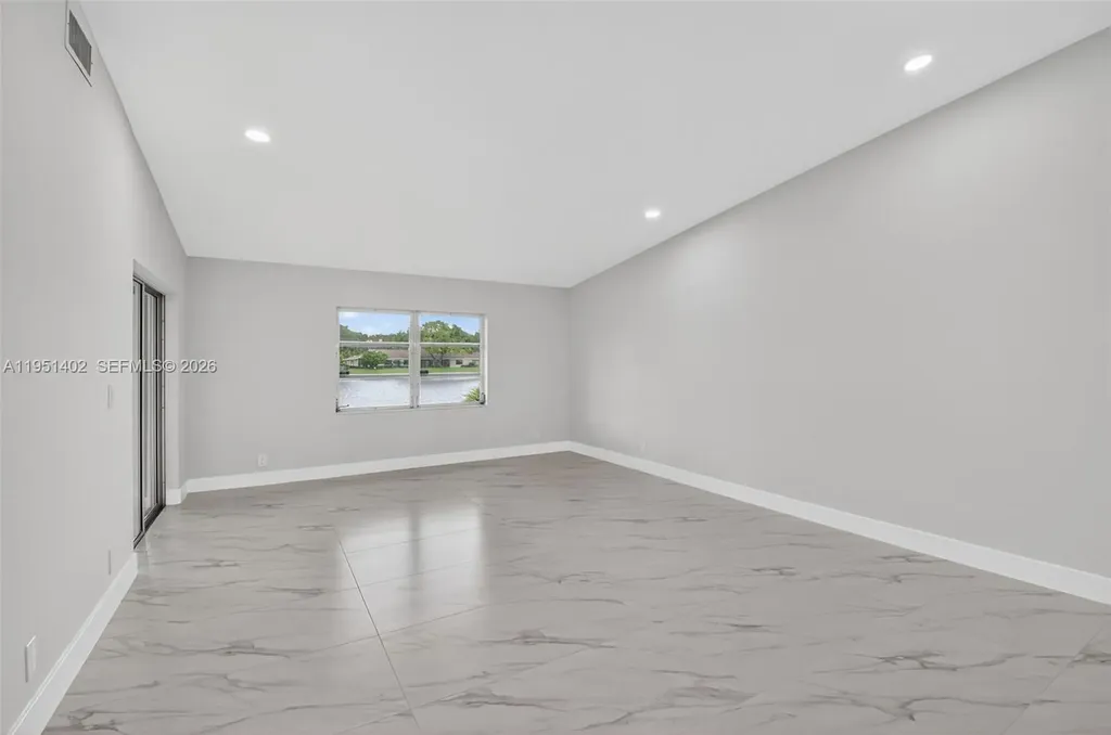 8127 Songbird Terrace Boca Raton FL 33496