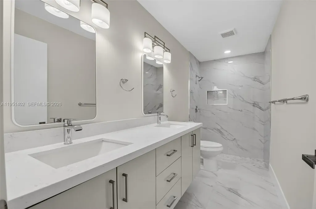 8127 Songbird Terrace Boca Raton FL 33496