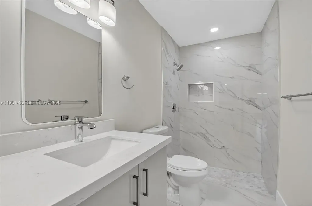 8127 Songbird Terrace Boca Raton FL 33496