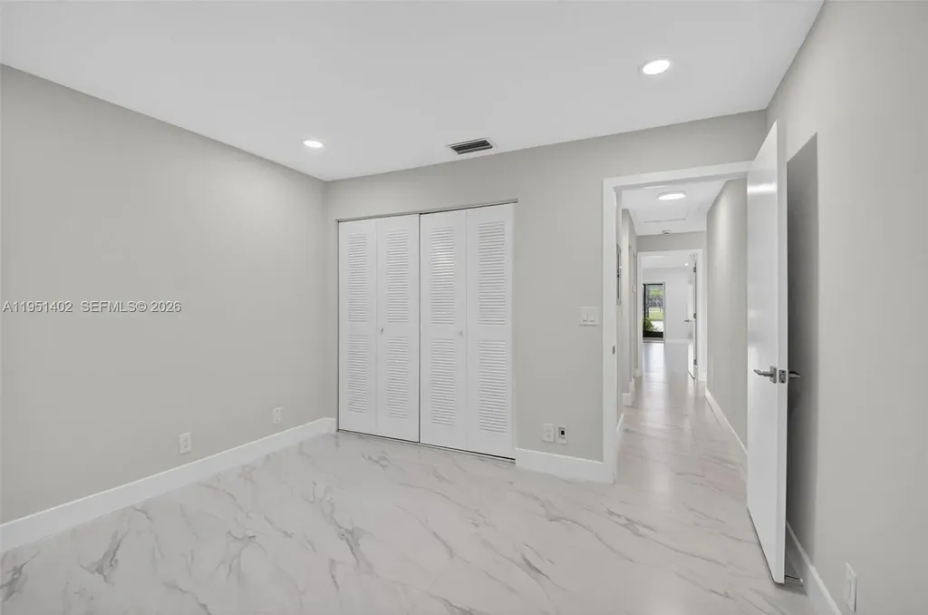 8127 Songbird Terrace Boca Raton FL 33496