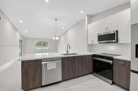 8127 Songbird Terrace Boca Raton FL 33496