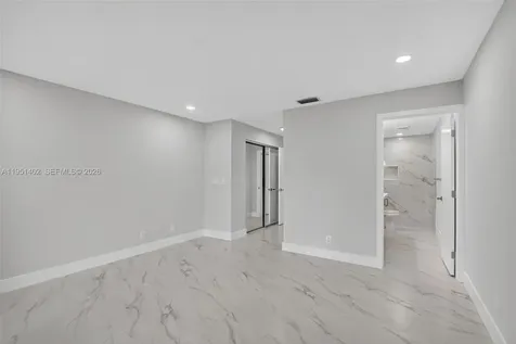 8127 Songbird Terrace Boca Raton FL 33496