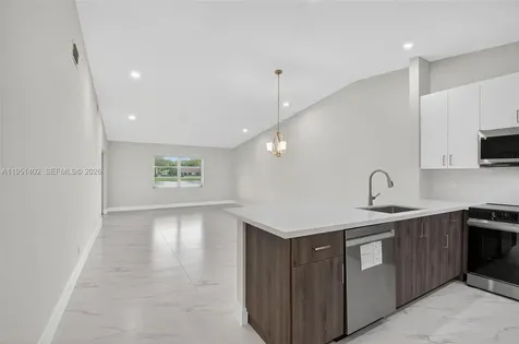 8127 Songbird Terrace Boca Raton FL 33496