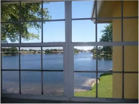 2061 NW 96th Terrace Pembroke Pines FL 33024