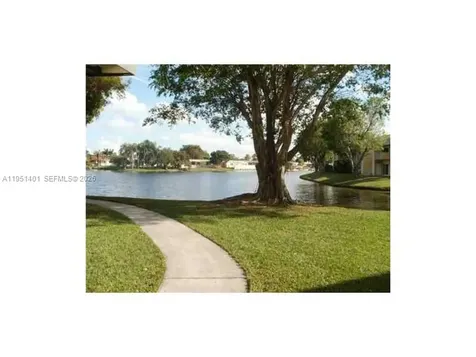 2061 NW 96th Terrace Pembroke Pines FL 33024