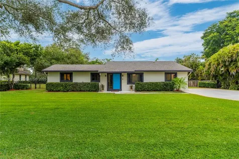 2751 SW 137th Terrace Davie FL 33330