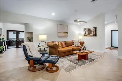 2751 SW 137th Terrace Davie FL 33330