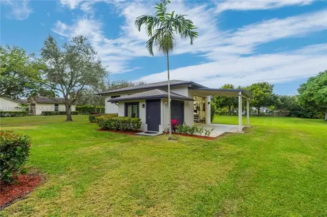 2751 SW 137th Terrace Davie FL 33330
