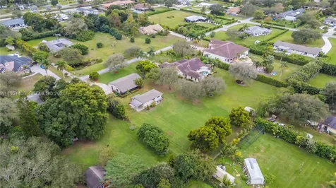 2751 SW 137th Terrace Davie FL 33330