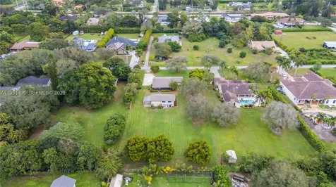2751 SW 137th Terrace Davie FL 33330