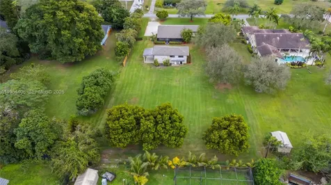 2751 SW 137th Terrace Davie FL 33330