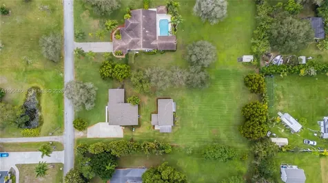 2751 SW 137th Terrace Davie FL 33330
