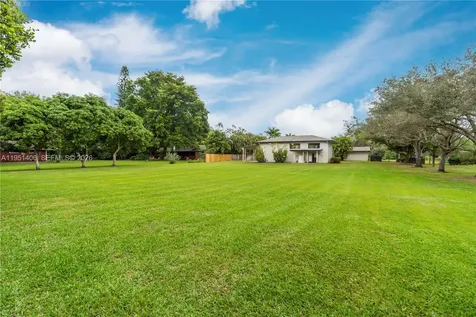 2751 SW 137th Terrace Davie FL 33330