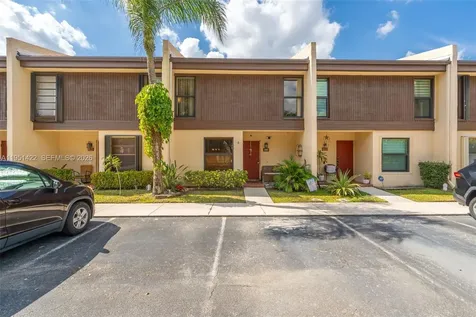 1210 NW 99th Avenue Pembroke Pines FL 33024