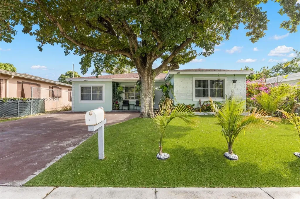 1018 S C Street Lake Worth FL 33460