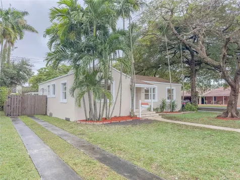 410 Pinecrest Drive Miami Springs FL 33166