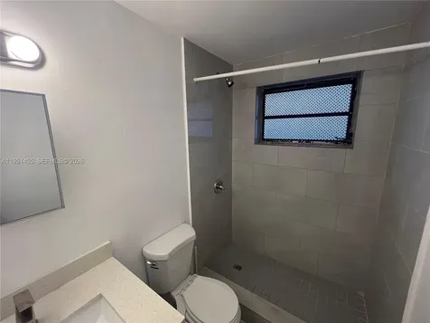 1719 NW 16th Street Miami FL 33125