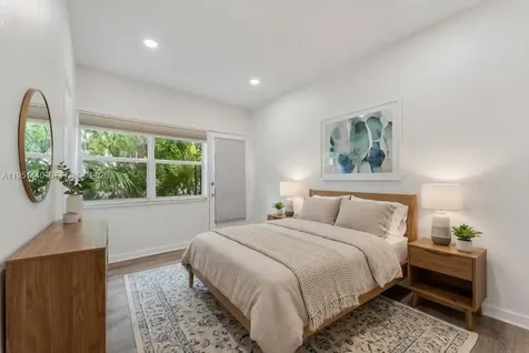 4017 N Meridian Avenue Miami Beach FL 33140