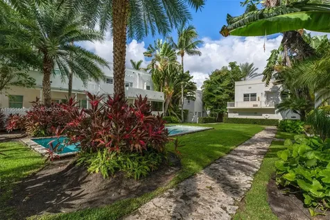 4017 N Meridian Avenue Miami Beach FL 33140