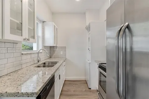 4017 N Meridian Avenue Miami Beach FL 33140