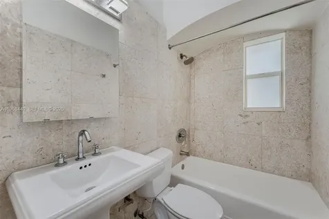 4017 N Meridian Avenue Miami Beach FL 33140