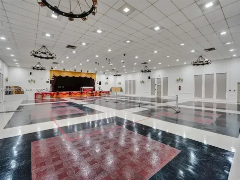 3061 NW 47th Terrace Lauderdale Lakes FL 33313