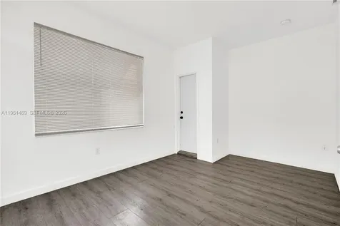402 NW 12th Avenue Miami FL 33128