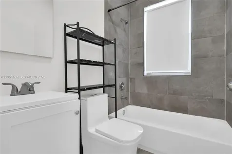 402 NW 12th Avenue Miami FL 33128