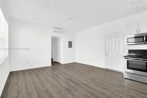 402 NW 12th Avenue Miami FL 33128