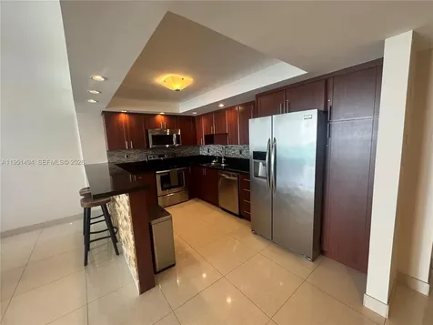 19370 Collins Avenue Sunny Isles Beach FL 33160