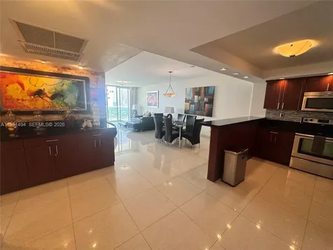 19370 Collins Avenue Sunny Isles Beach FL 33160