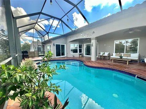 18715 NW 1st Street Pembroke Pines FL 33029