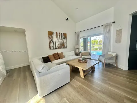 18715 NW 1st Street Pembroke Pines FL 33029